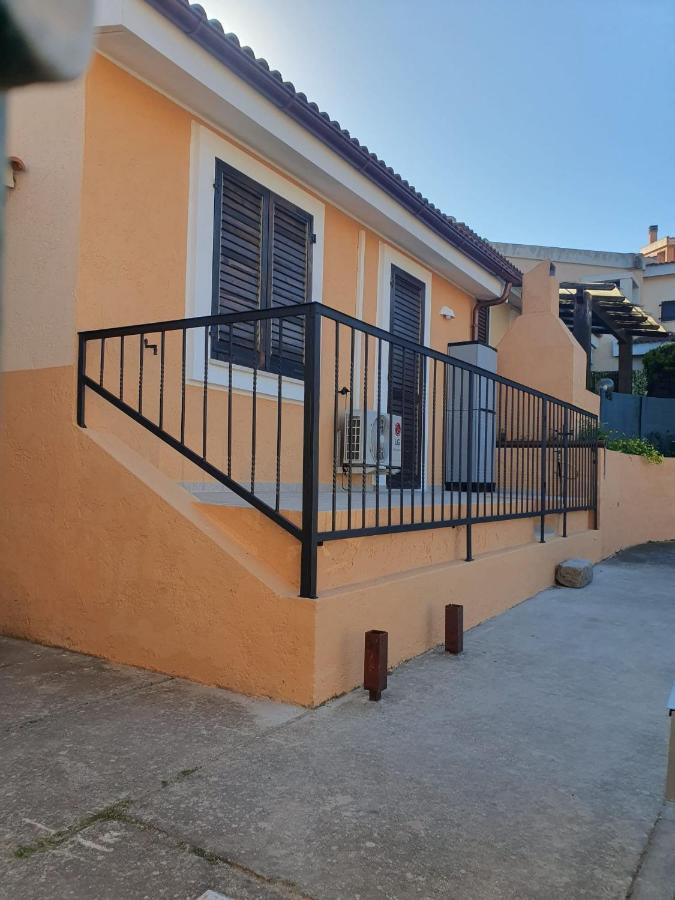 Villetta Porto Corallo Vista Mare Villaputzu Eksteriør billede
